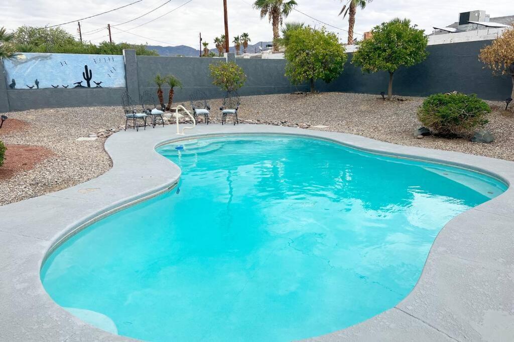 Spacious Getaway! Pool, Spa, Sleeps 9 Lake Havasu City Zewnętrze zdjęcie