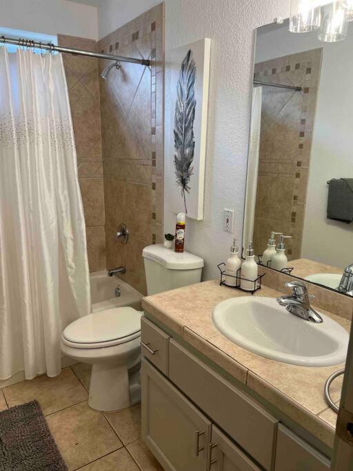 Spacious Getaway! Pool, Spa, Sleeps 9 Lake Havasu City Zewnętrze zdjęcie