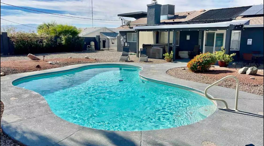 Spacious Getaway! Pool, Spa, Sleeps 9 Lake Havasu City Zewnętrze zdjęcie